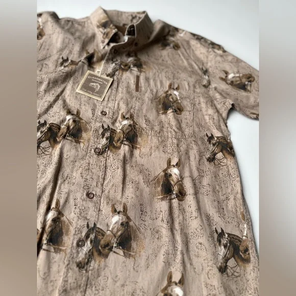 NWT Clearwater Outfitters Horse Equestrian Western Button Up Shirt Men’s Medium - Picture 5 of 7